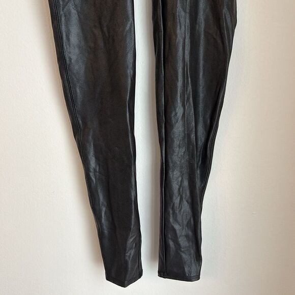 Spanx Women Black Faux Leather Leggings stretch size large new with tags! - Picture 4 of 12